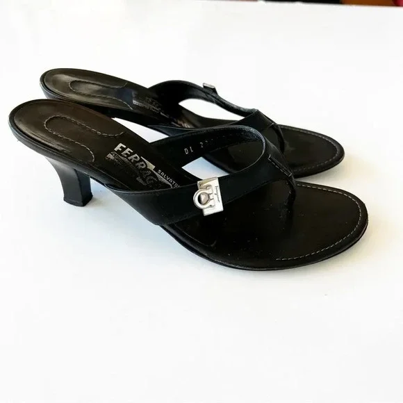 Salvatore Ferragamo Size 7C Black Leather Strappy Sandal Equestrian Hardware Y2K - Picture 14 of 14